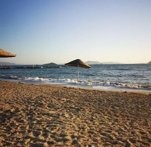 300m To 2 Bedroom Upstairs Flat With Pool A2 - Yeni Dunya Appartement