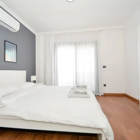 Brand New 2 Bedroom Floor Flat With Pool A2