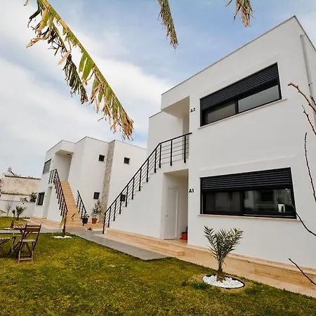 Brand New 2 Bedroom Floor Flat With Pool A2
