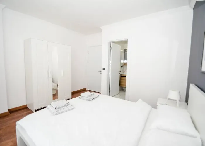 Apartamento 300m To 2 Bedroom Upstairs Flat With Pool A2 - Yeni Dunya Bodrum